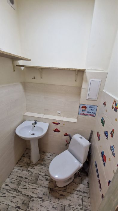 Оренда комерційного приміщення. Під магазин чи офіс. Пасічна