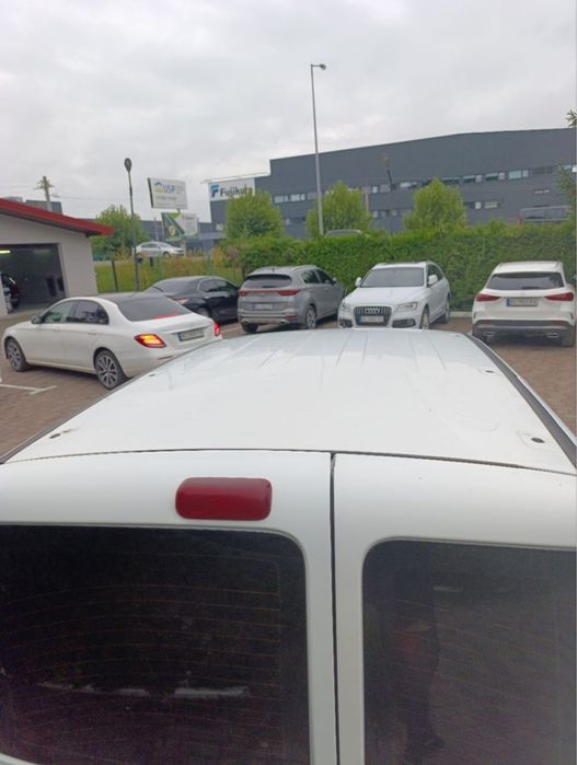 Машина Fiat Doblo