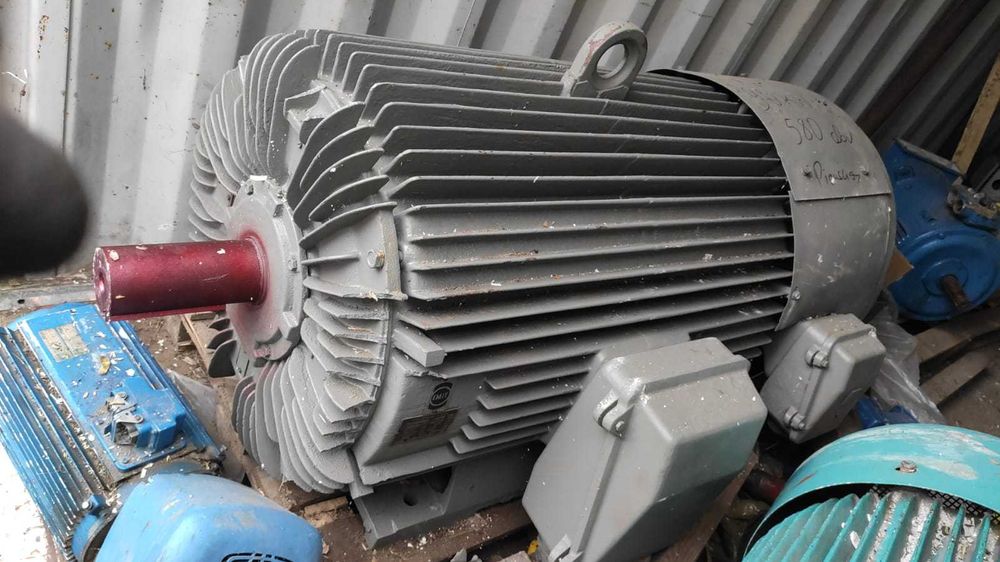 Silnik elektryczny pierścieniowy 90, 110, 120, 132, 160, 200kW Sue Sud