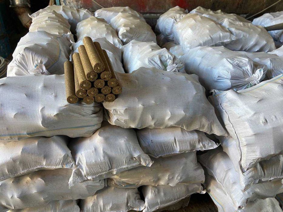 Брикети Нестро/Nestro. 100% дерево. Опт/Розница