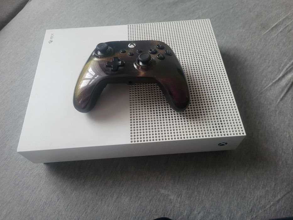 Xbox One S ALL Digital  | Zestaw po serwisie | Pad PowerA Advantage