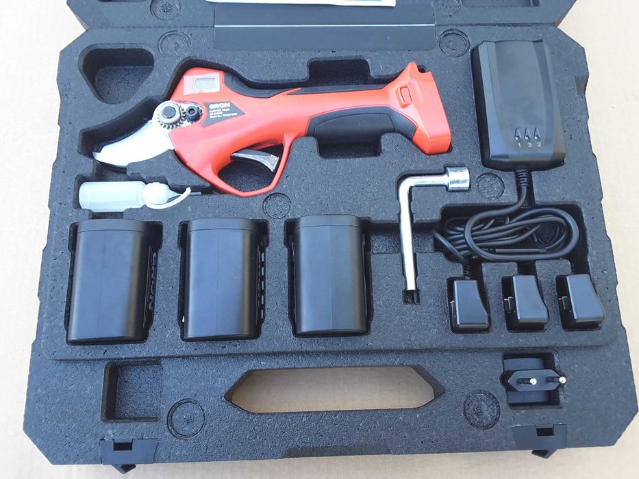 Tesoura de Poda Elétrica GRON PES 32 G