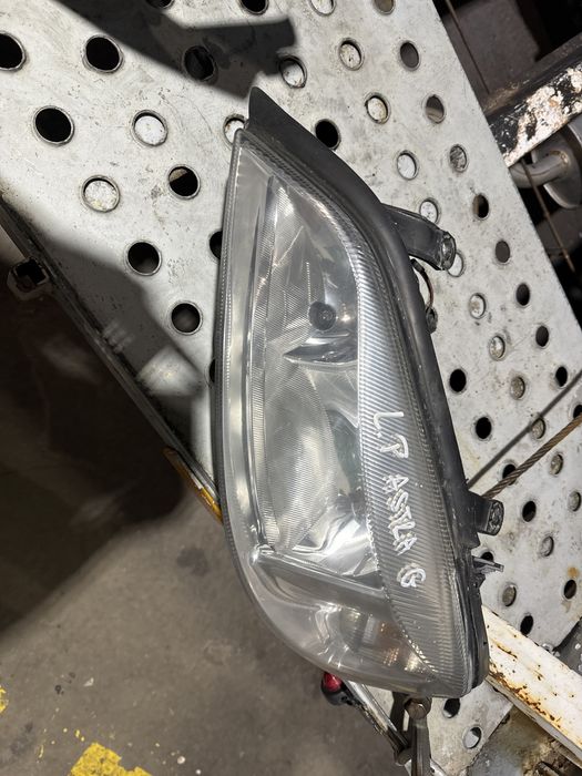 Lampa lewy przod opel astra g