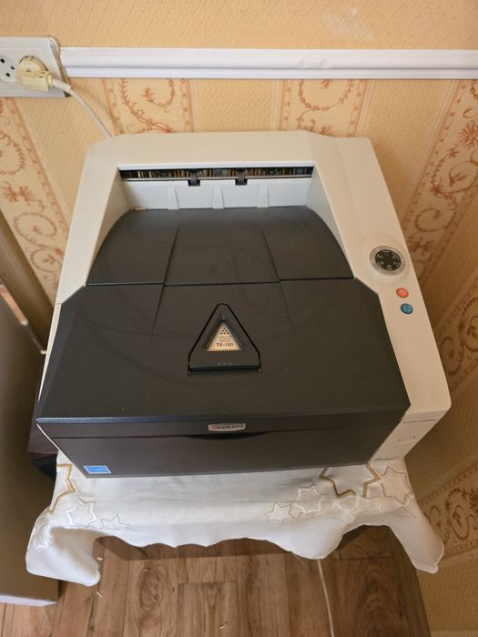 Продам Kyocera P2035d