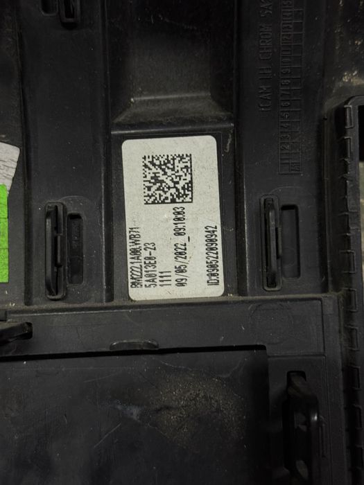 Решетка радиатора BMW G70