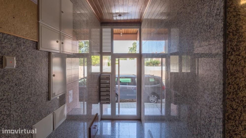 Apartamento com 2 quartos - localizado em Madalena Porto