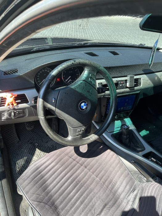 BMW 3 E90 2005 рік