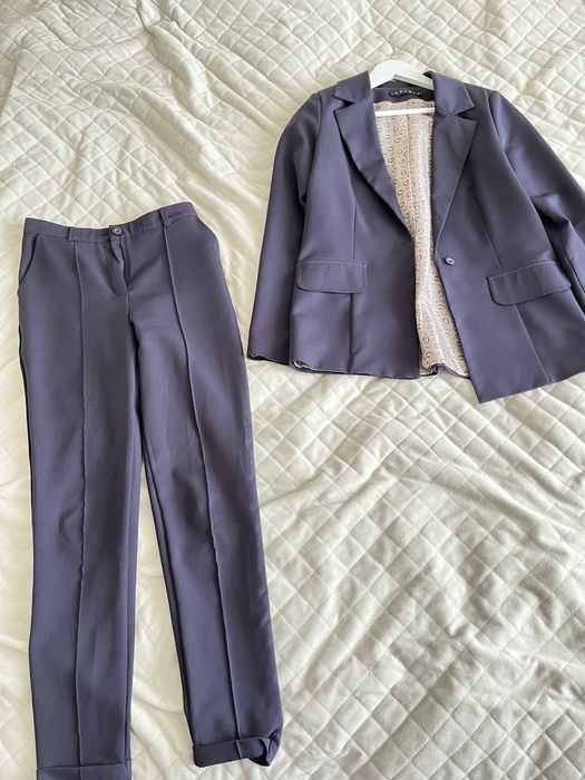 Костюм брюки та піджак