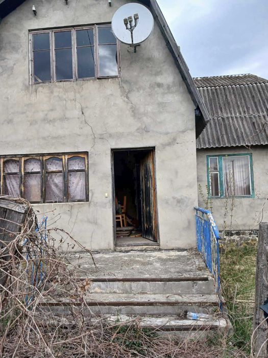 Продам дом в Житомирской обл., с. Меньковка