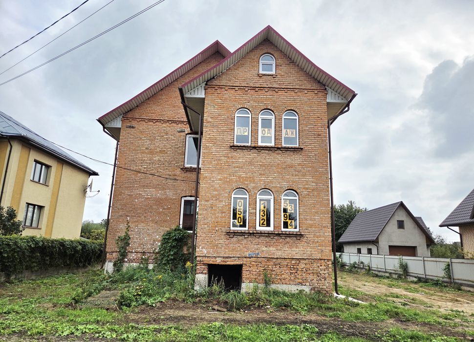 Підгайці, р-н кільця, вул.Хрещата