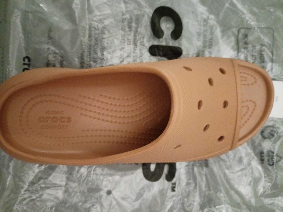 Продам нові Crocs crush slide, USA 9