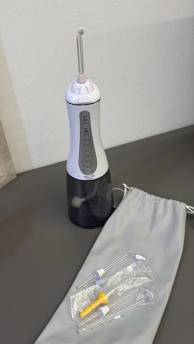 Іригатор для ротової порожнини Fresh Gums 1800 mAh