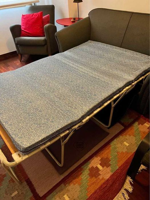 Sofá-cama e cadeirão