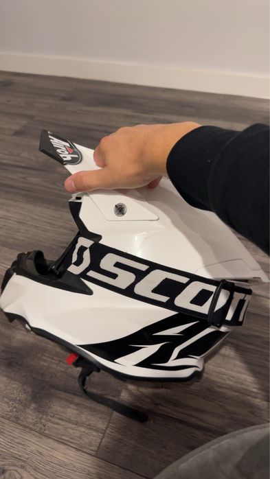 Kask Airoh xl polecam