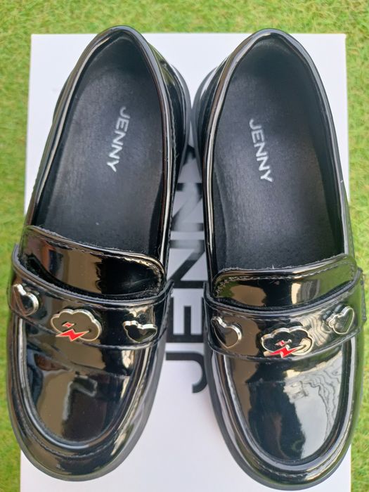 Buty lordsy czarne lakierowane botki dla dziewczynki rozm. 32 pantofle czarne