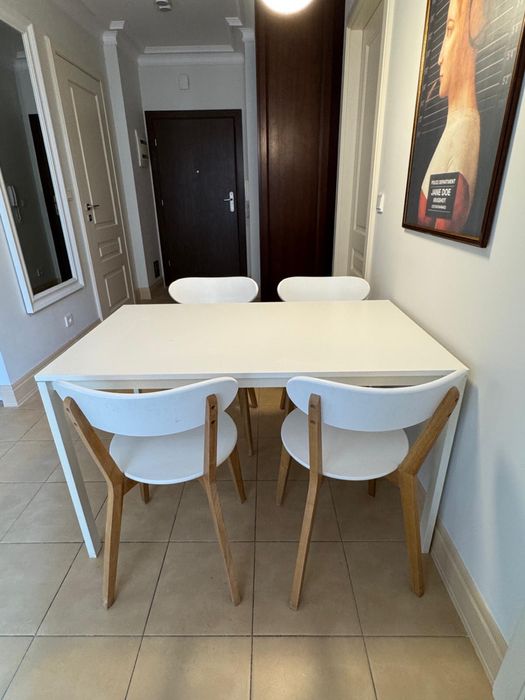 4 krzesła jegind firmy jysk