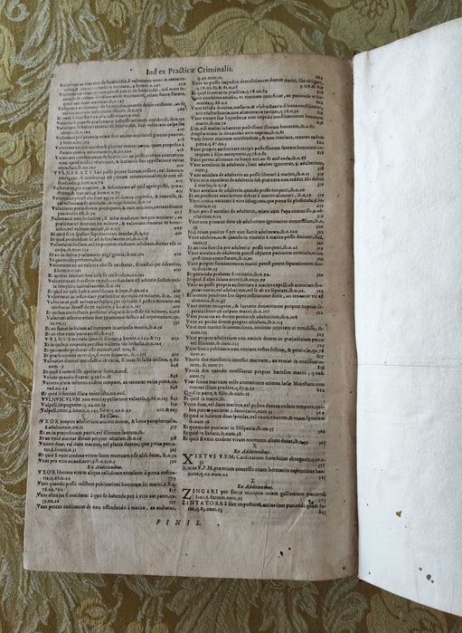 Livro antigo de 1666