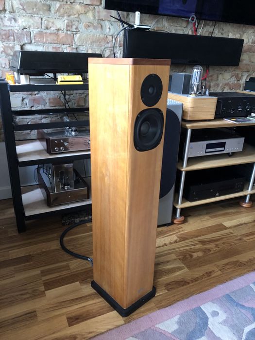 ART  Loudspeaker Illusion One