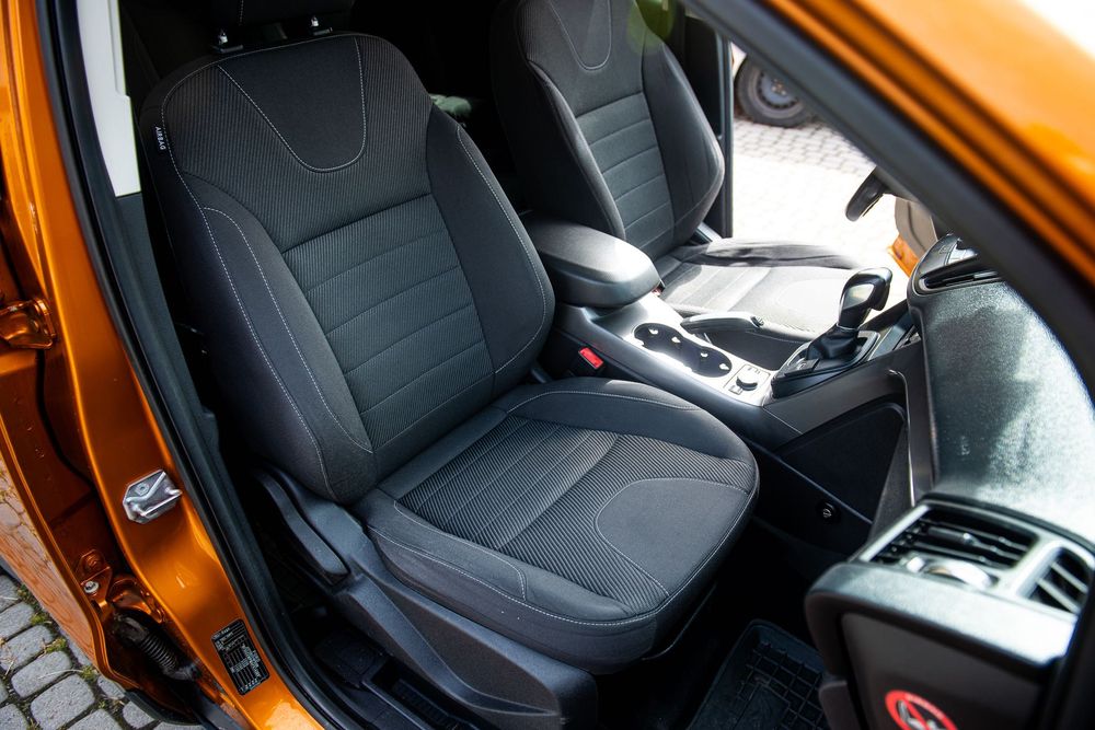 Ford Kuga 2015, дизель 2 л.