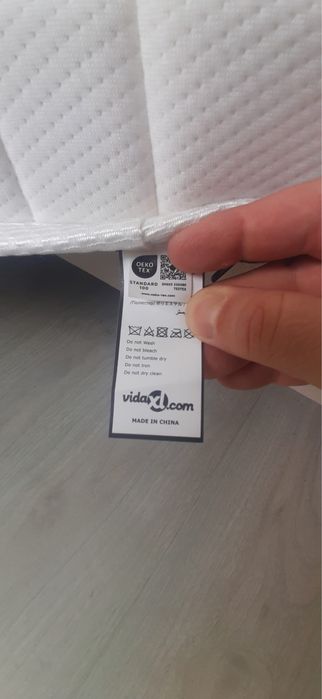 Cama de casal com colchão