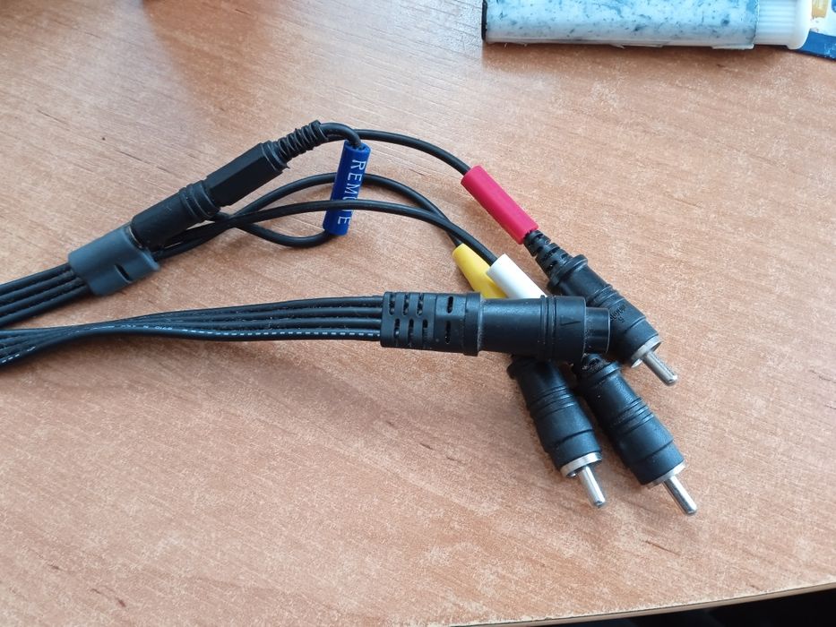 Jackmini din minidin RCA do kamery ? Minijack Audio video