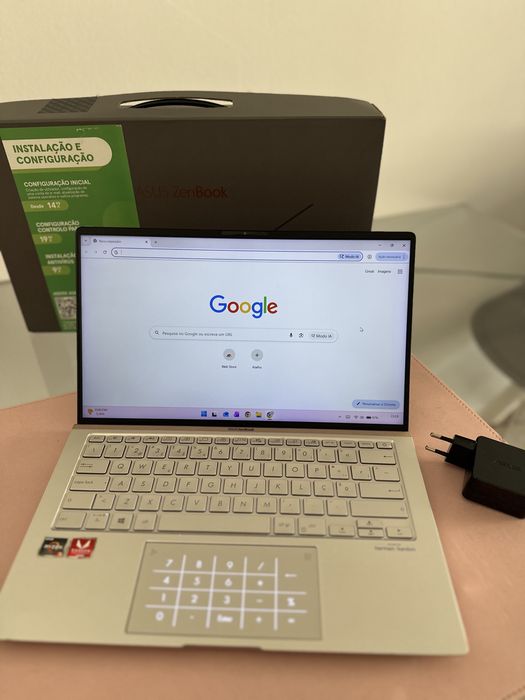 Portátil ASUS ZenBook UM433DA