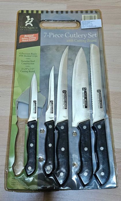 Conjunto 5 facas de cozinha e tábua