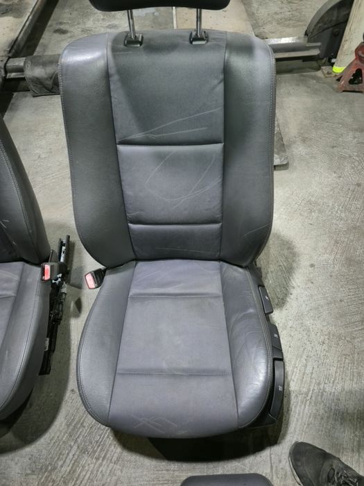Fotele Skóra BMW e46 sedan podgrzewane boczki  komplet