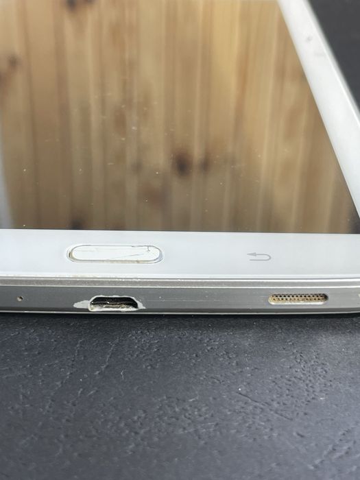 Планшет Samsung Galaxy Tab3. SM-T211.