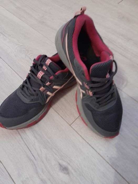 Женские кроссовки Asics GEL-VENTURE 8 (D) для бега