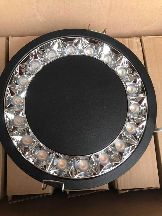 Reflektory wpuszczane LED 24W  3000K nowe