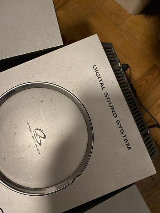 Aparalhelagem para cacete e com leitor de CD, preco Negociavel!