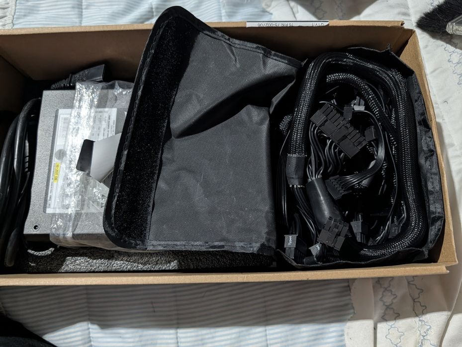 Fonte de alimentação Corsair hx1000 Titanium