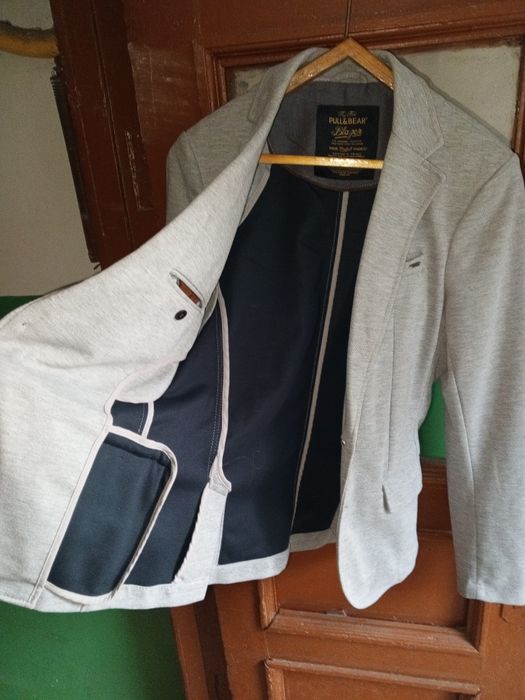Пиджак (блейзер) от бренда Pull&Bear размера S  бренд Pull&Bear