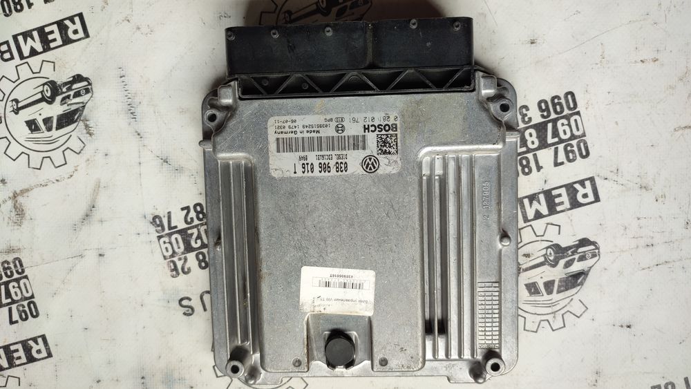 Блок управління двигуном VW T5 1.9 tdi