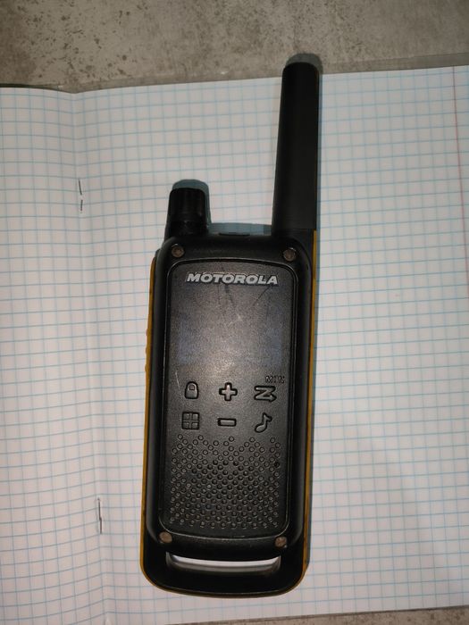 Рація моторола T82 extreme