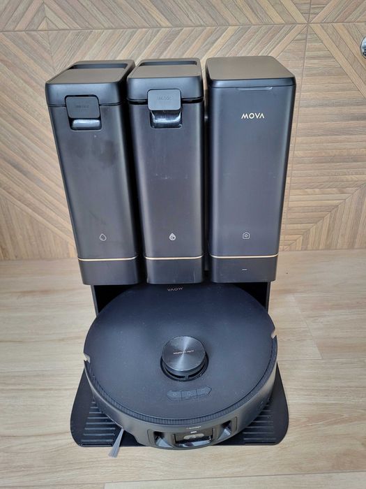 Robot sprzątający MOVA Z50 Ultra 19000 Pa HydroSync – sprawny