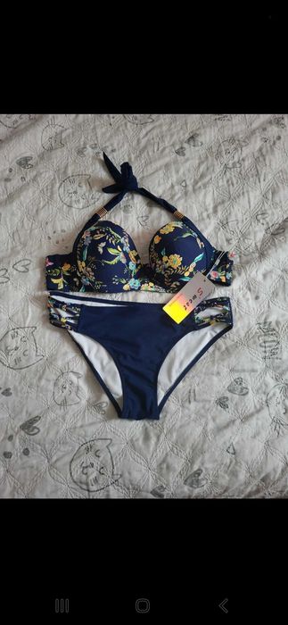 Strój kąpielowy 46