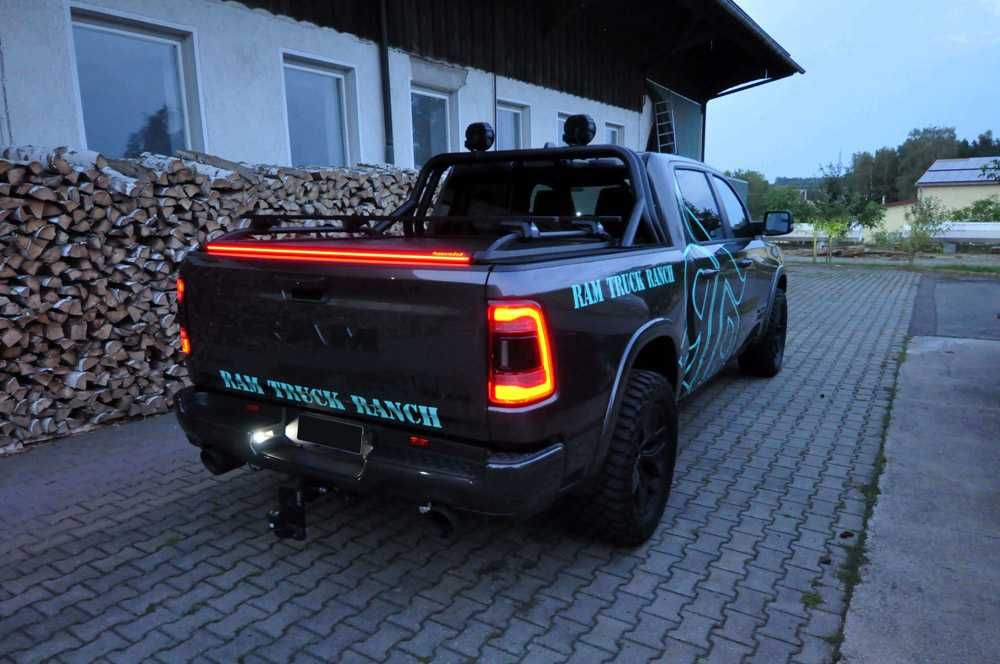 Roleta aluminin Zabudowa Pick-UP Roll+Manual Dodge RAM1500 5,7ft 2019+