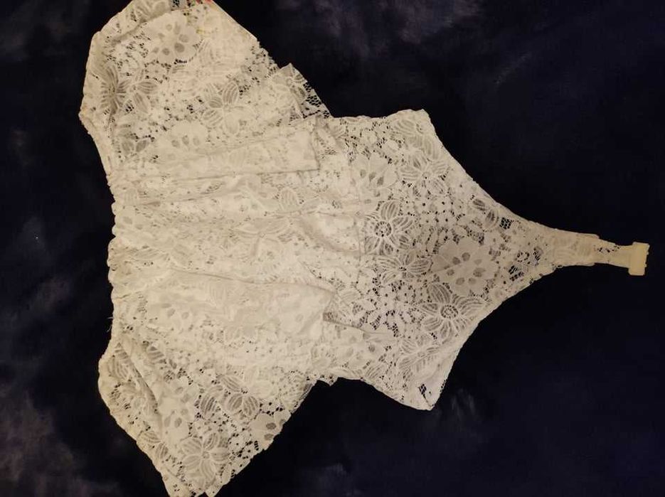piękne koronkowe body