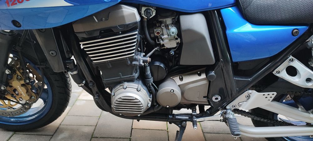 Kawasaki ZRX 1200 S w oryginale z ksiażką serwisowa nie cb1300 gsx1400