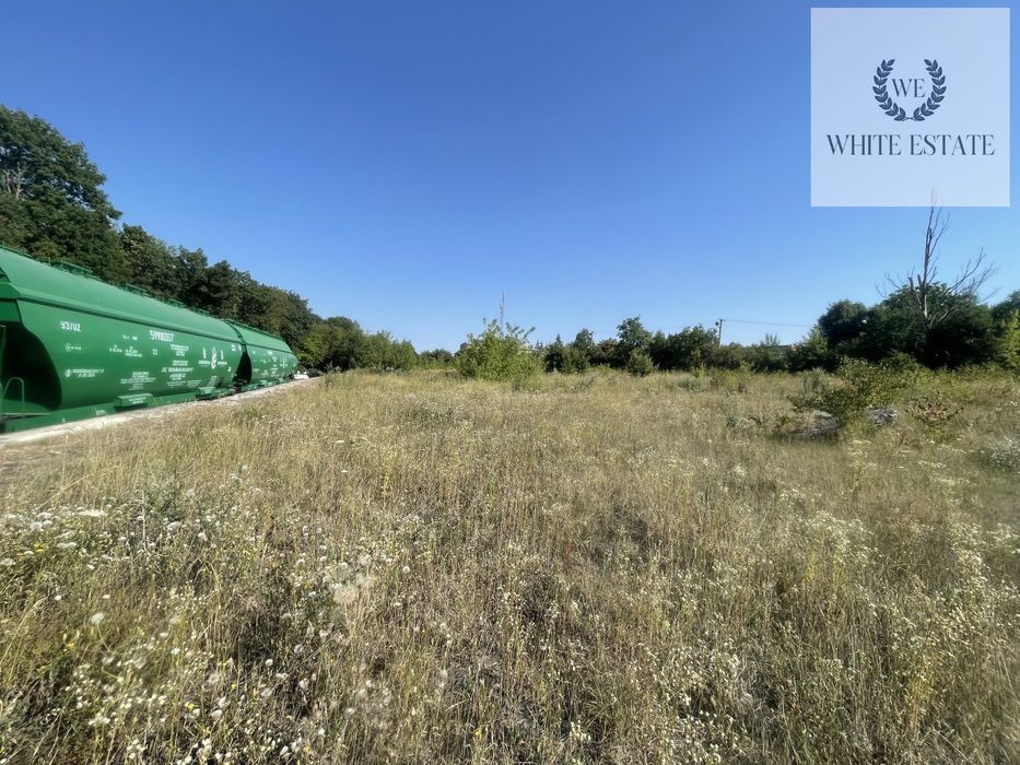 Продаж комерційної ділянки з ж/д колією