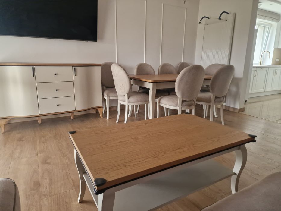 Komoda szafka toaletka meble krzesła stół