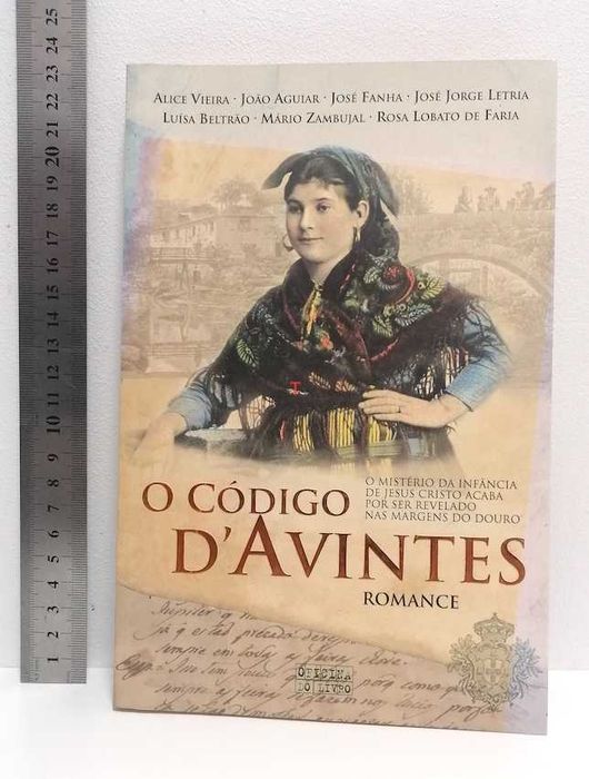 O Código D'Avintes (vários autores)