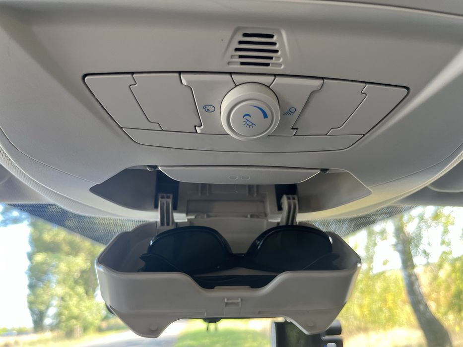 Ford Kuga 2.0 дизель Titanium