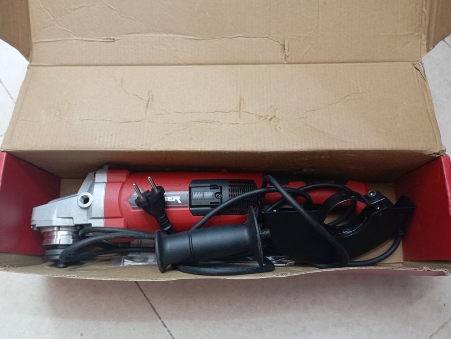 Болгарка HAISSER GA-20 2000вт. Новая!