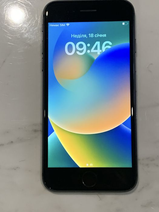 Продам Iphone 8 64 Гб