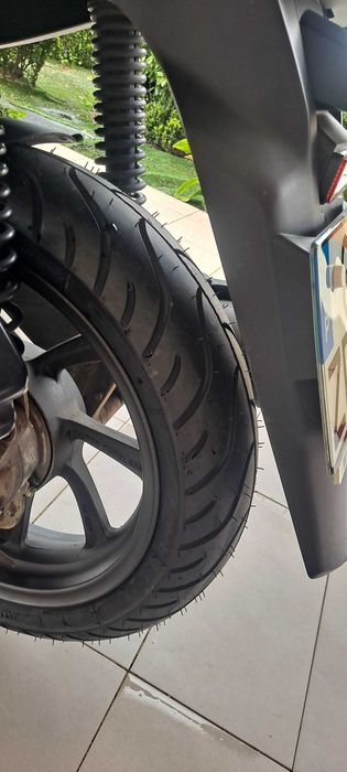 Honda PCX 2019, toda revisada e Pneus 0 km