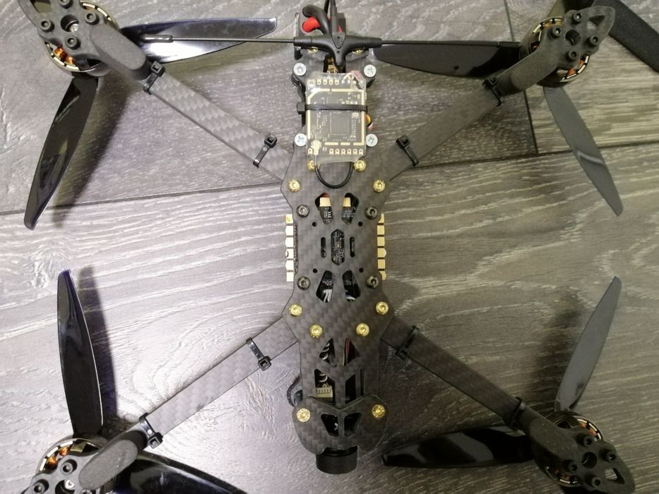 Продам FPV F дрон 7дюймів