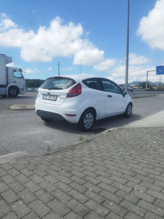 Ford Fiesta — fotografia 5
